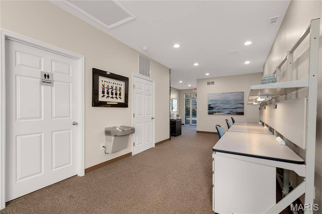 22 Richmond Center CT #8, St Peters, MO 63376
