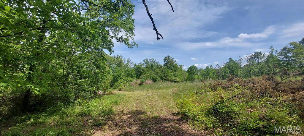 2827 Oberhelman RD, Foristell, MO 63348