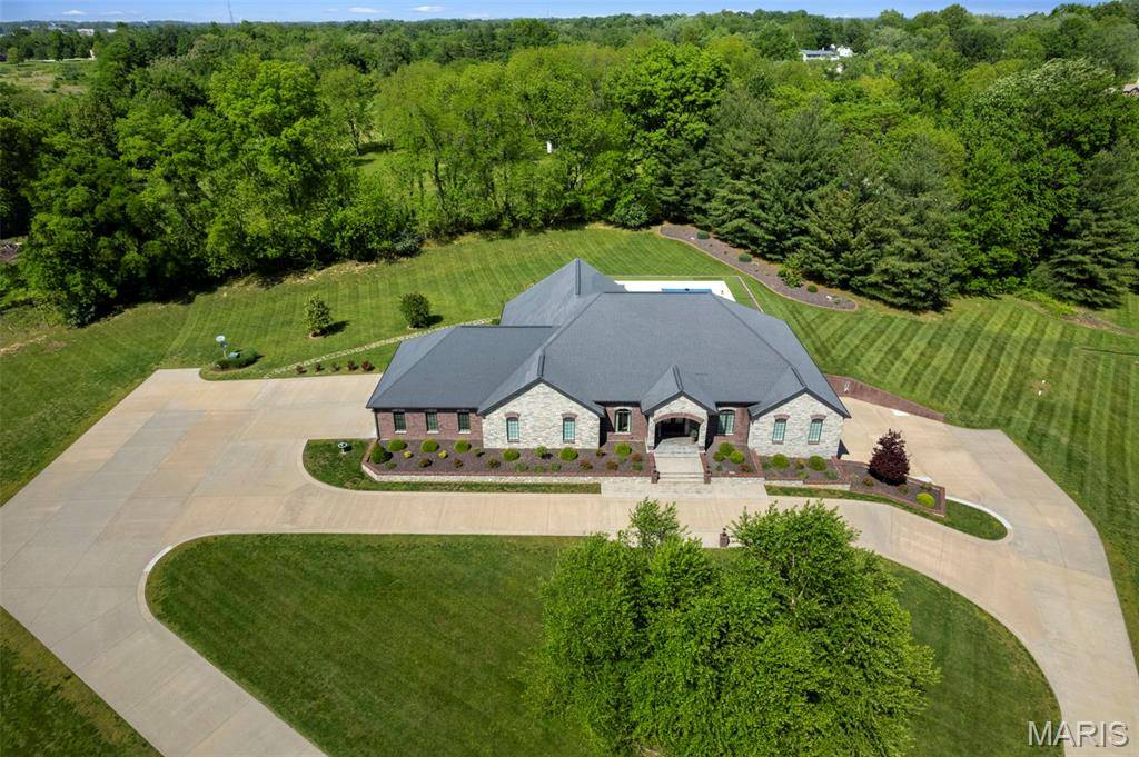 470 Quail Creek DR, Jackson, MO 63755