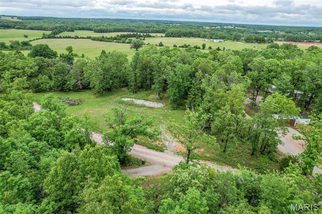 103 Handley RD, Conway, MO 65632