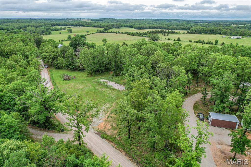 103 Handley RD, Conway, MO 65632