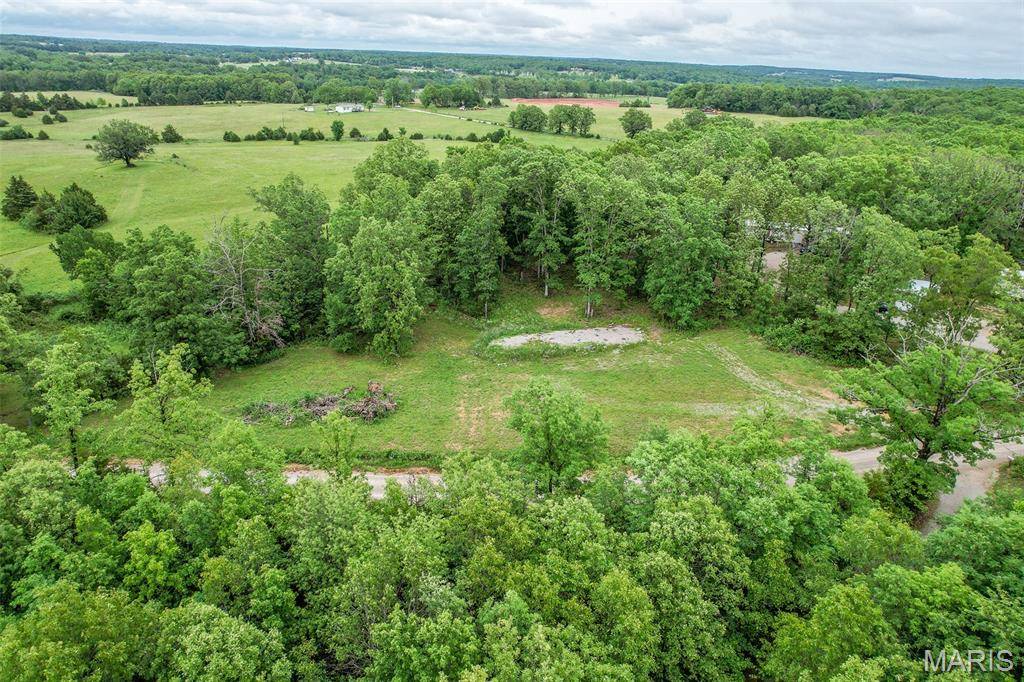 103 Handley RD, Conway, MO 65632
