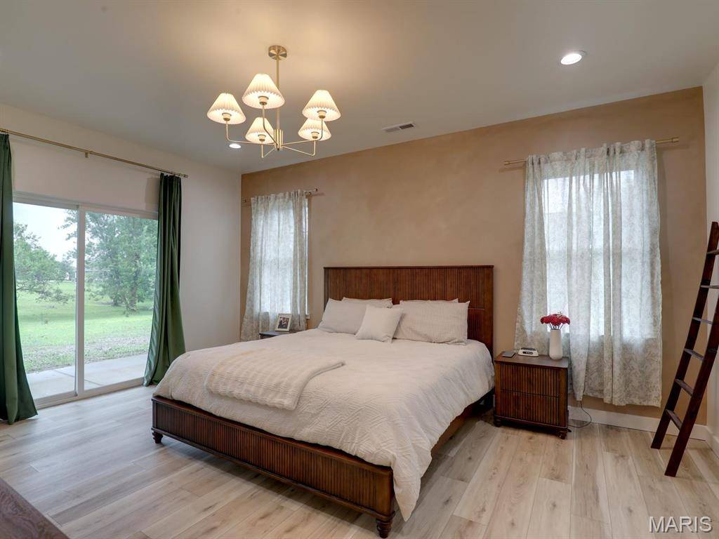 10755 SSR-H, Hannibal, MO 63401