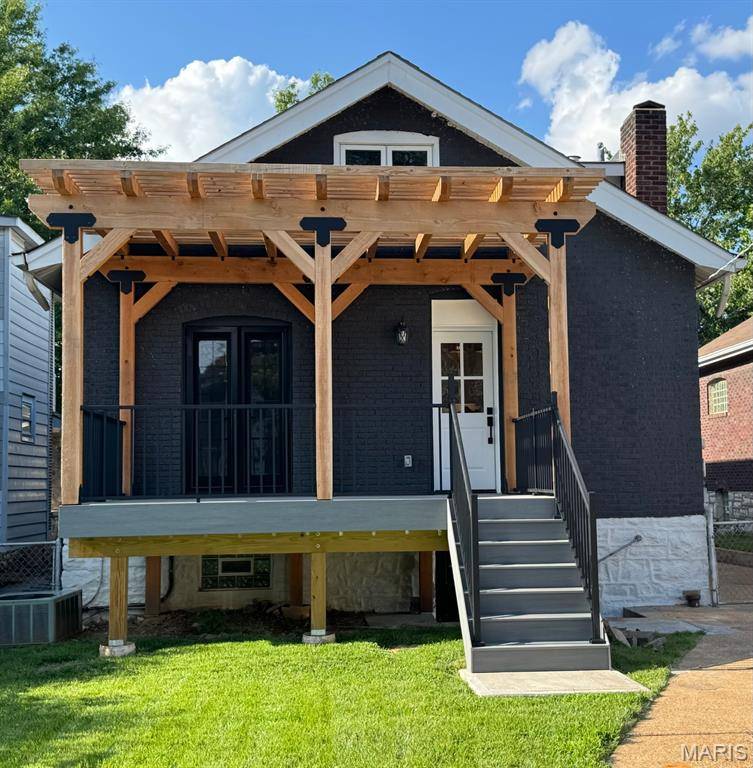 5230 Bancroft AVE, St Louis, MO 63109