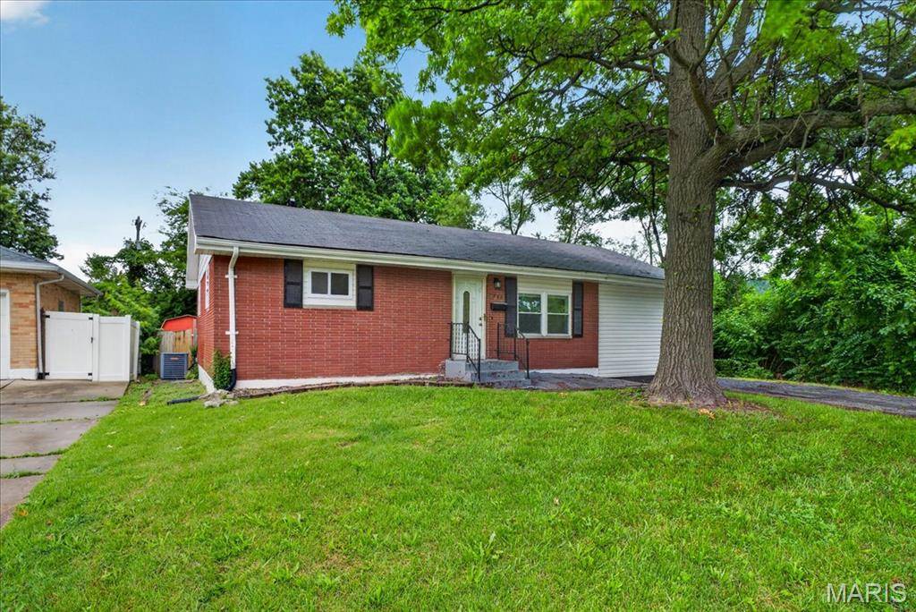 722 State ST, Dupo, IL 62239