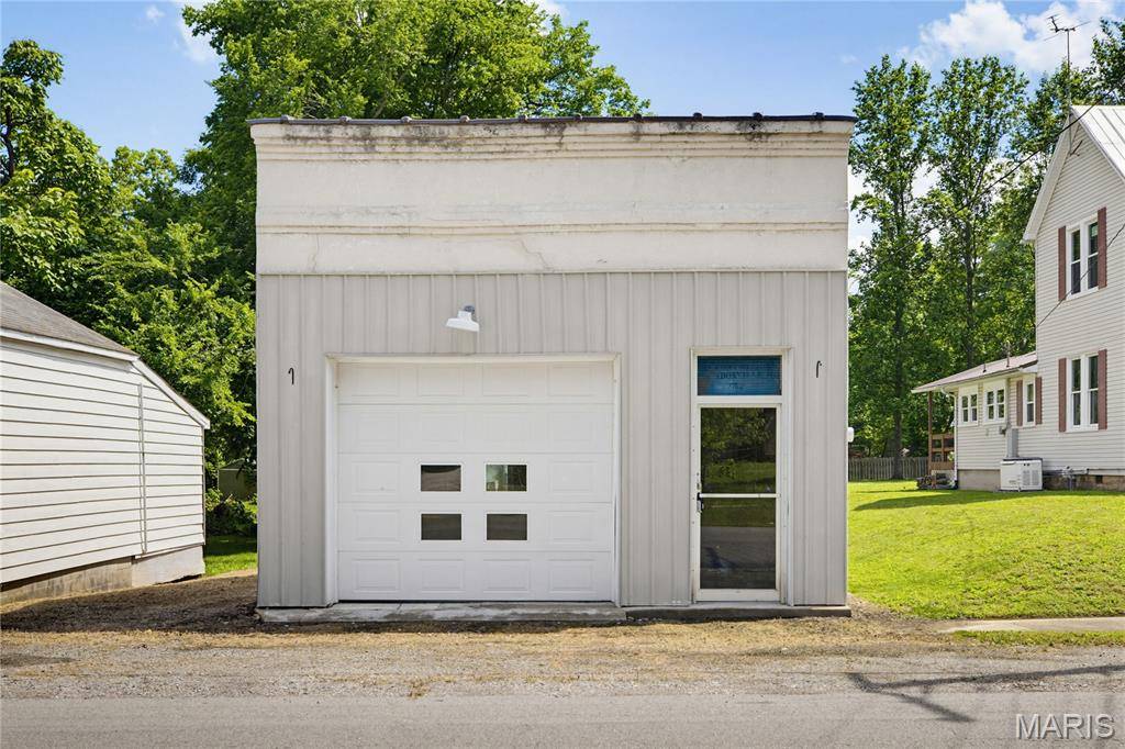 903 State Highway Z, Cape Girardeau, MO 63701