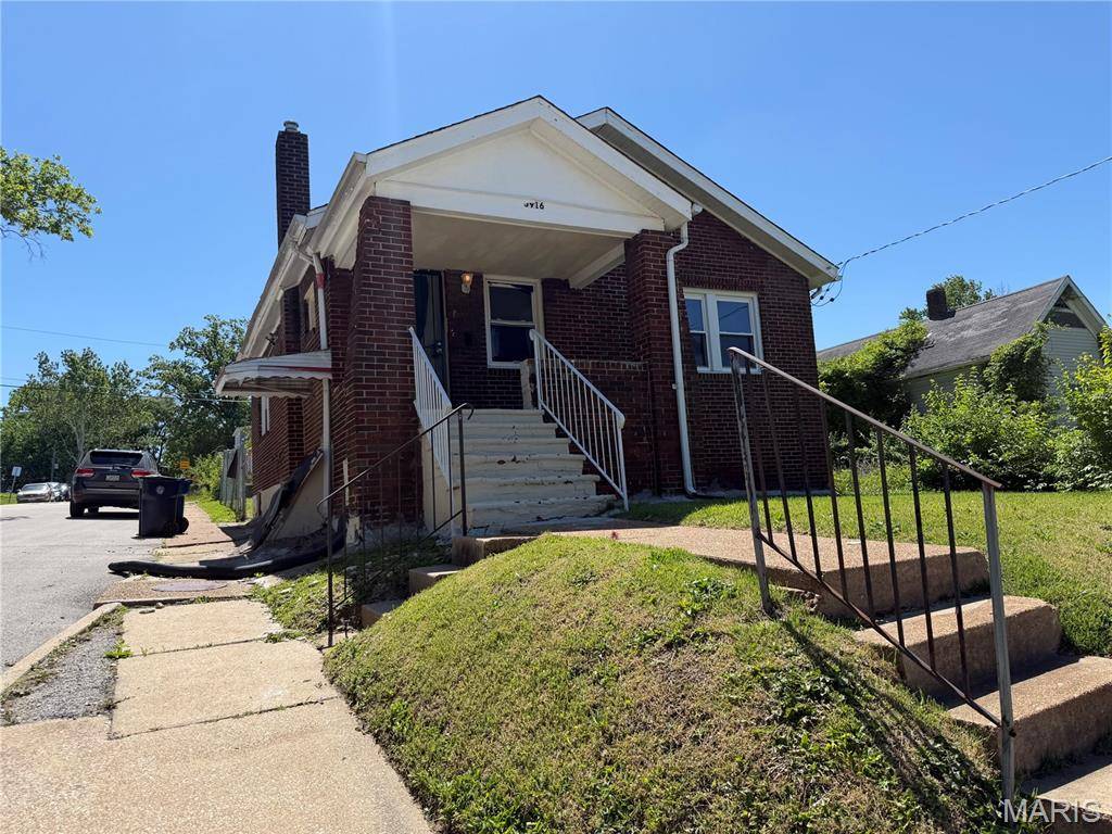 3916 Jennings Station RD, Pine Lawn, MO 63121
