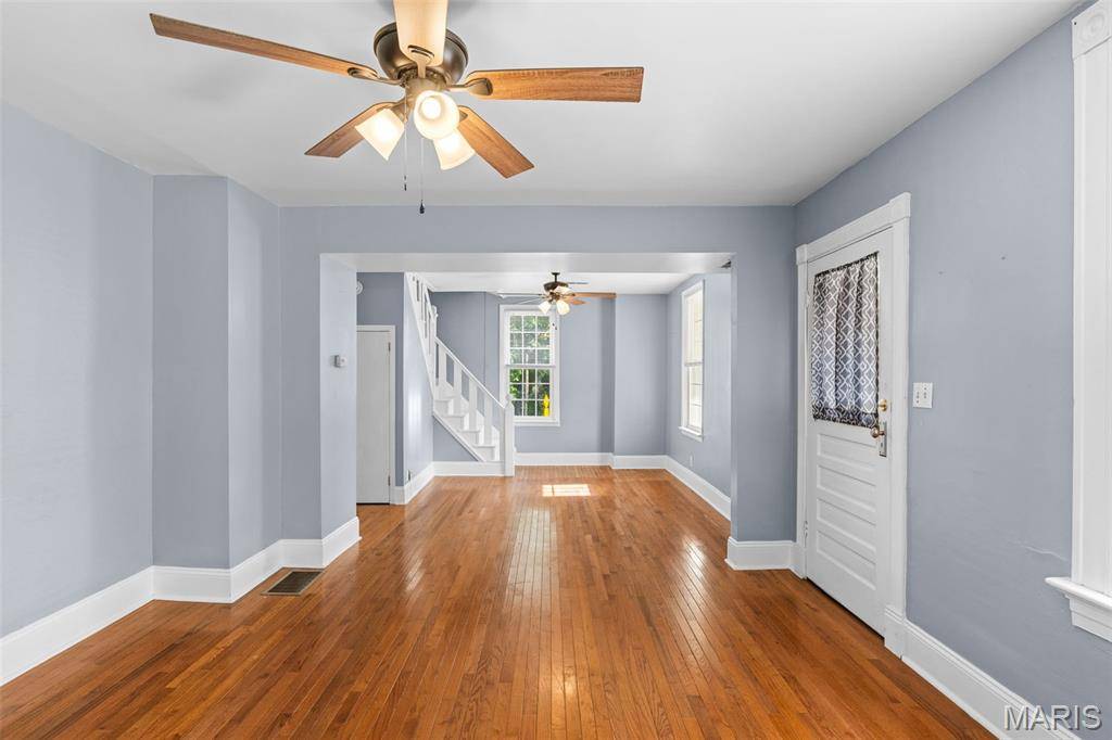 305 Macarthur ST, Washington, MO 63090