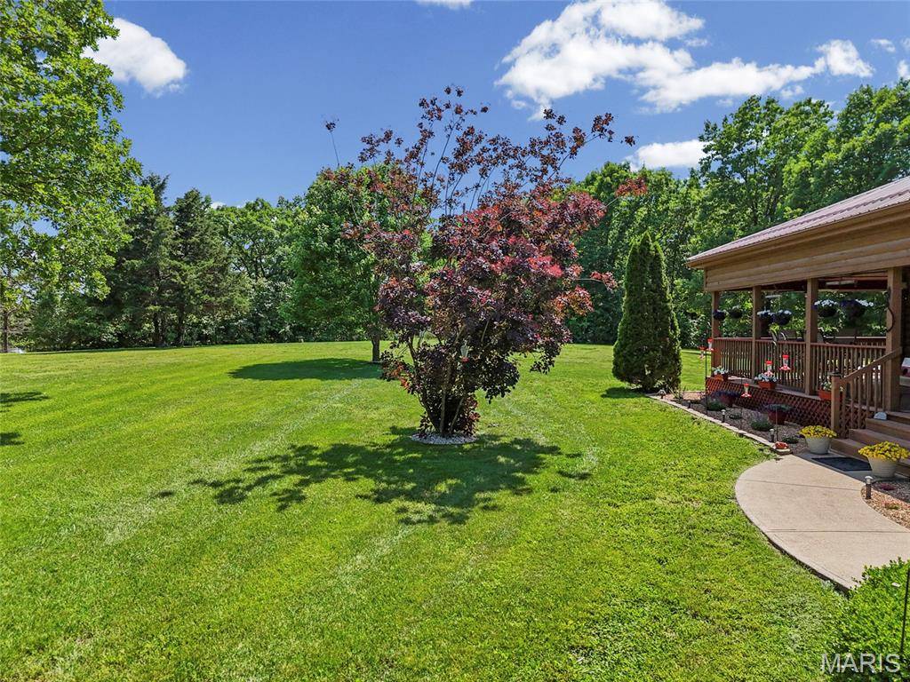 662 Nixon School RD, Leasburg, MO 65535