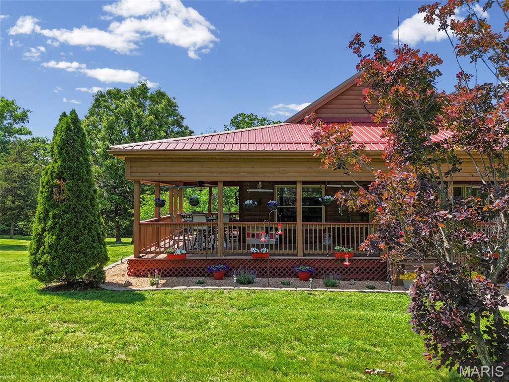 662 Nixon School RD, Leasburg, MO 65535