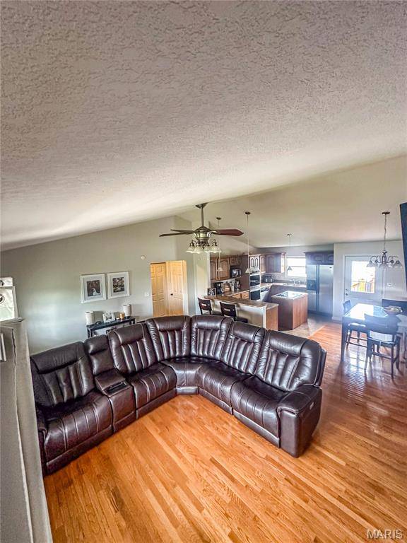 1133 Pride DR, Desloge, MO 63601