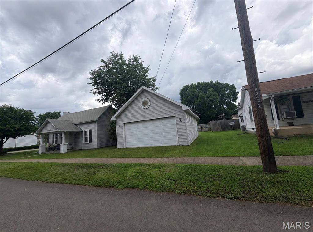 522 Merle ST, Bismarck, MO 63624