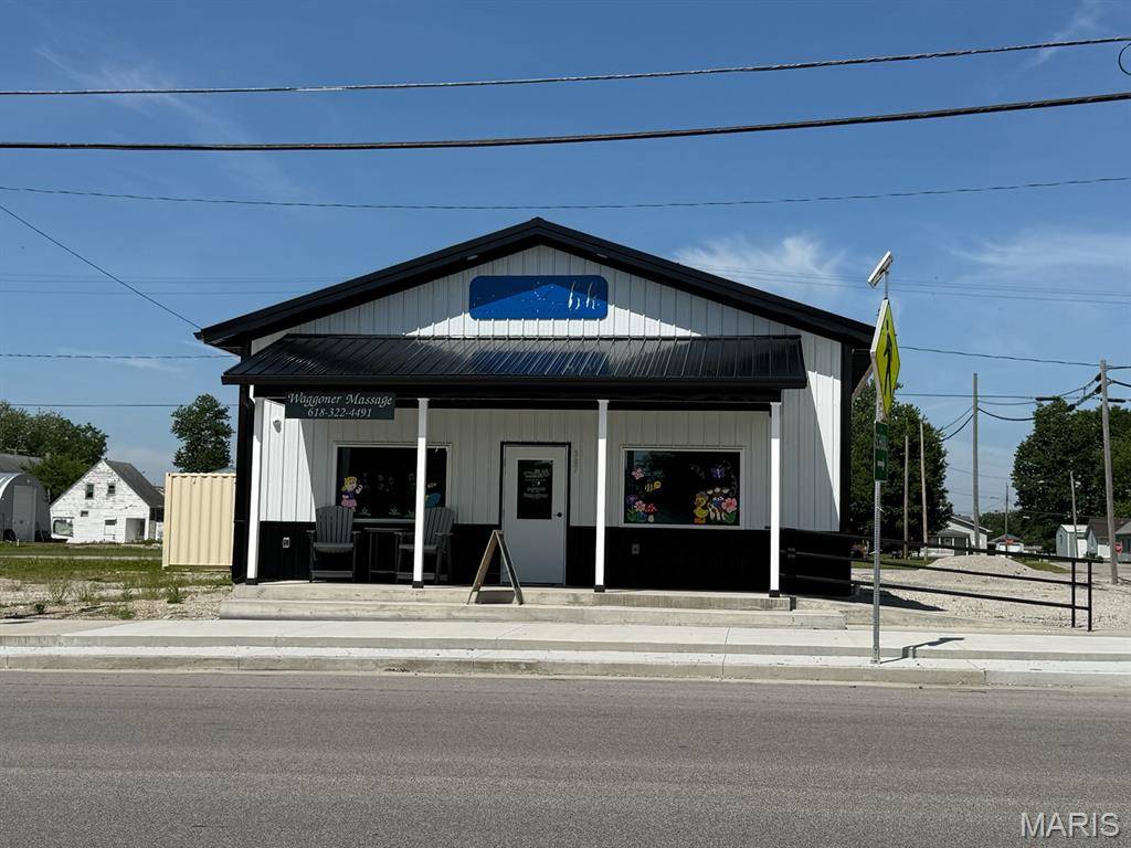 307 S Superior ST, Ramsey, IL 62080