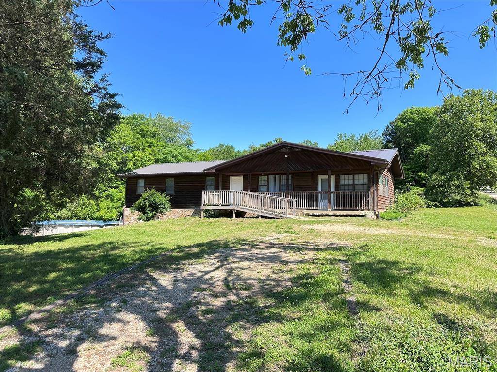 112 E 3rd ST, Grandin, MO 63943