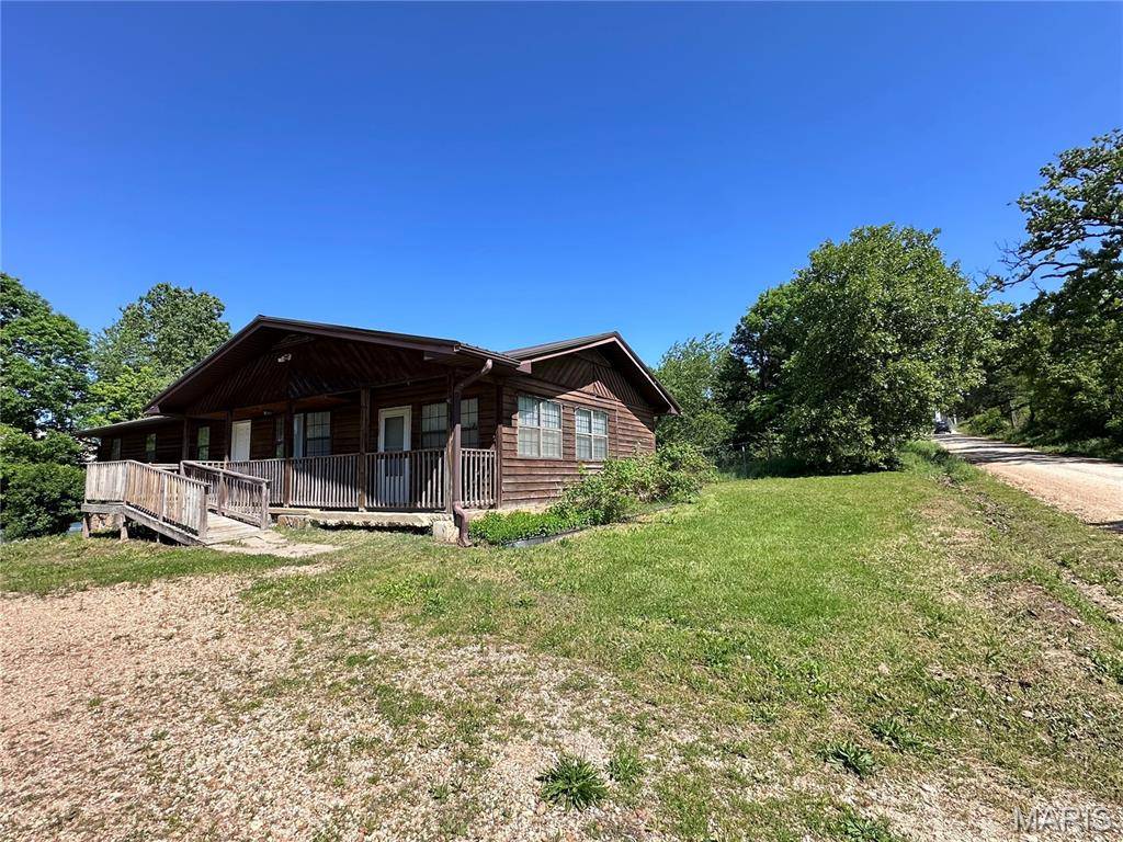 112 E 3rd ST, Grandin, MO 63943