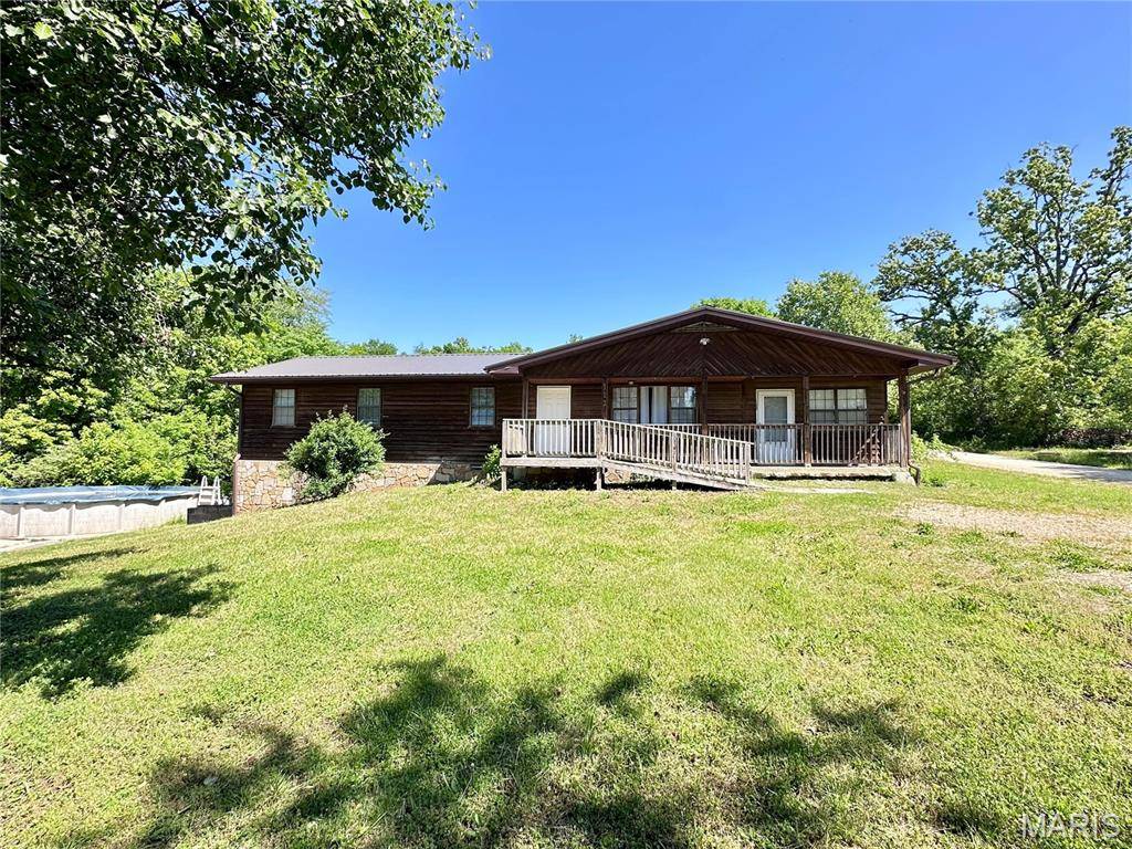 112 E 3rd ST, Grandin, MO 63943