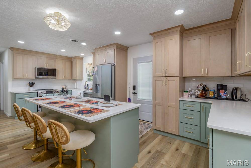 15895 Hallmark Lane, St Robert, MO 65584