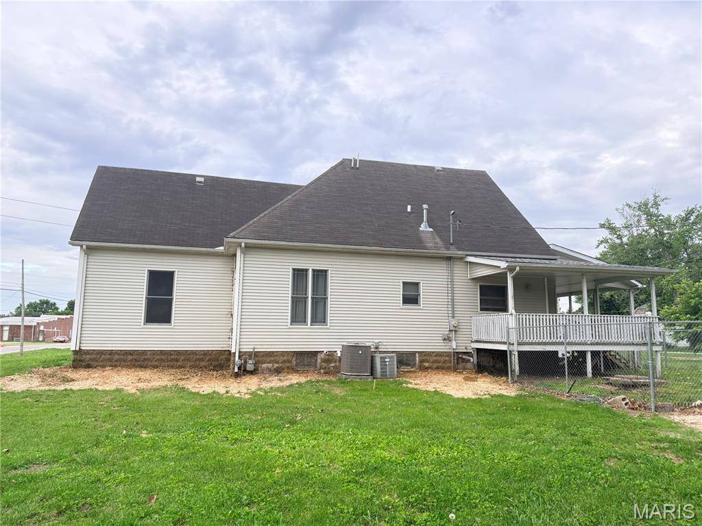207 N Walnut, Chesterfield, IL 62630