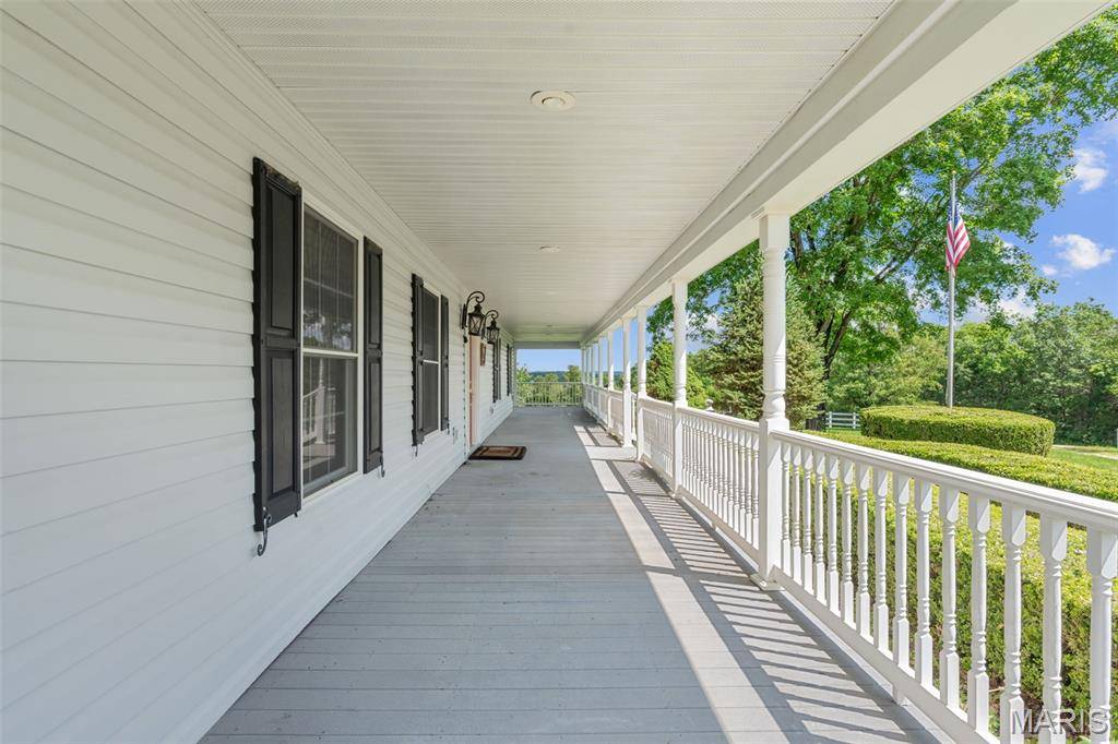 7651 Highway 185, Leslie, MO 63056