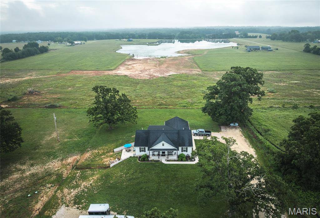 73 N Scott RD, Cuba, MO 65453