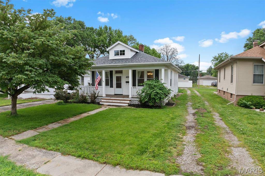 418 E Adams ST, O'fallon, IL 62269
