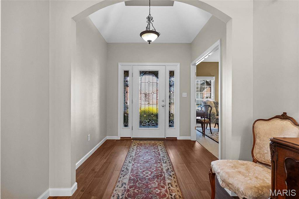 1221 Silver Fern DR, Lake St Louis, MO 63367