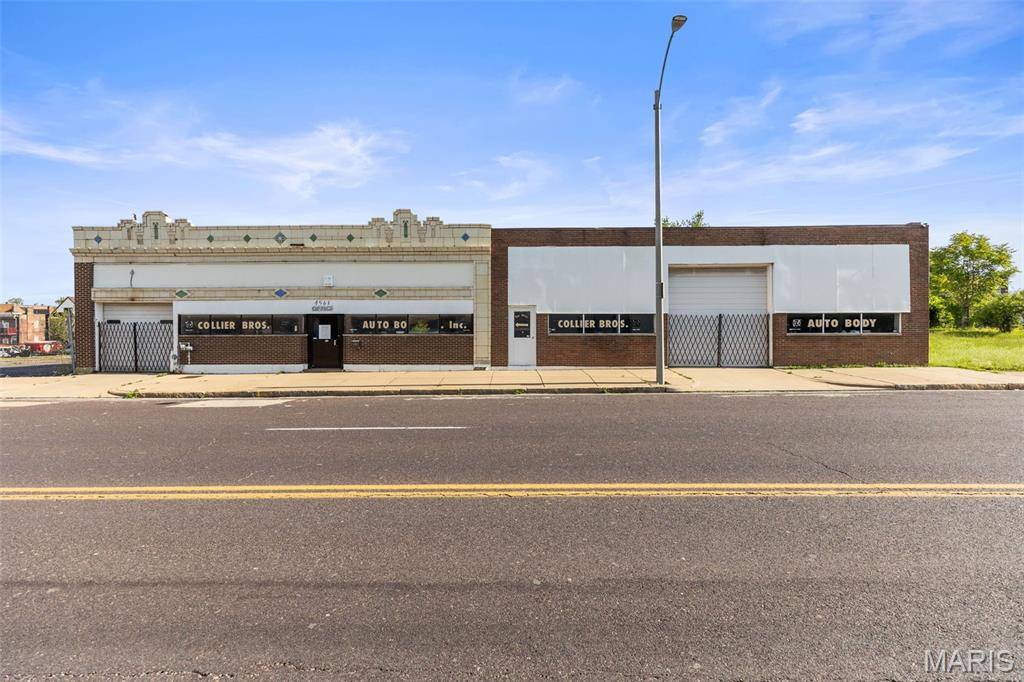 4561 Delmar BLVD, St Louis, MO 63108