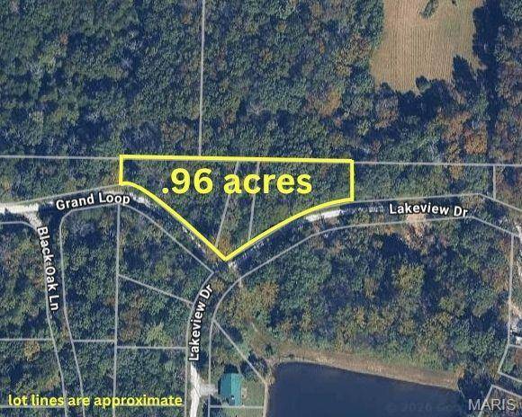203,207,548 Lakeview DR, Catawissa, MO 63015