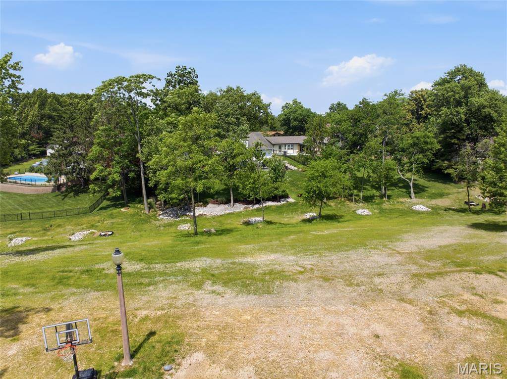 3 Summit Station, St Charles, MO 63303