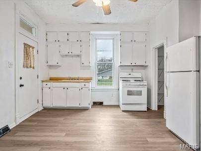 2928 Mary Irene ST, Belleville, IL 62226
