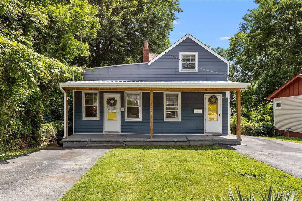 3210 Royalton AVE, St Louis, MO 63114