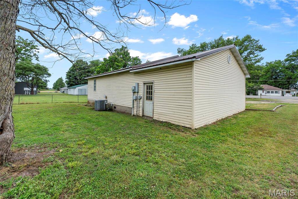 111 State Highway 114, Essex, MO 63846