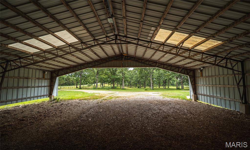 522 Highway FF, Bourbon, MO 65441