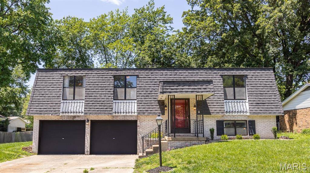109 San Mateo DR, Belleville, IL 62221