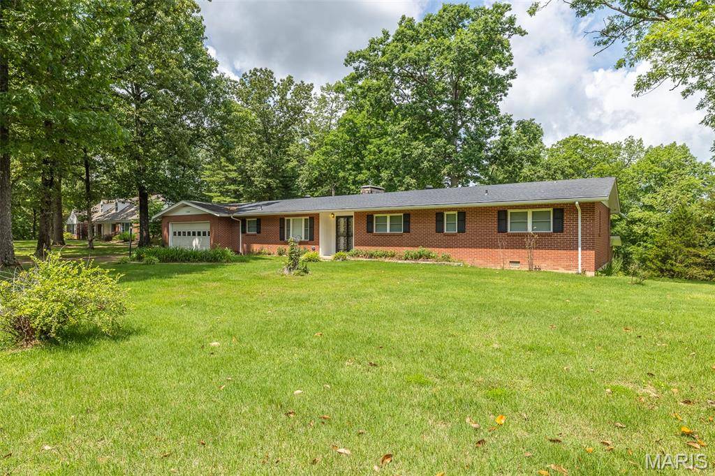 1305 Lurlyn RD, Poplar Bluff, MO 63901