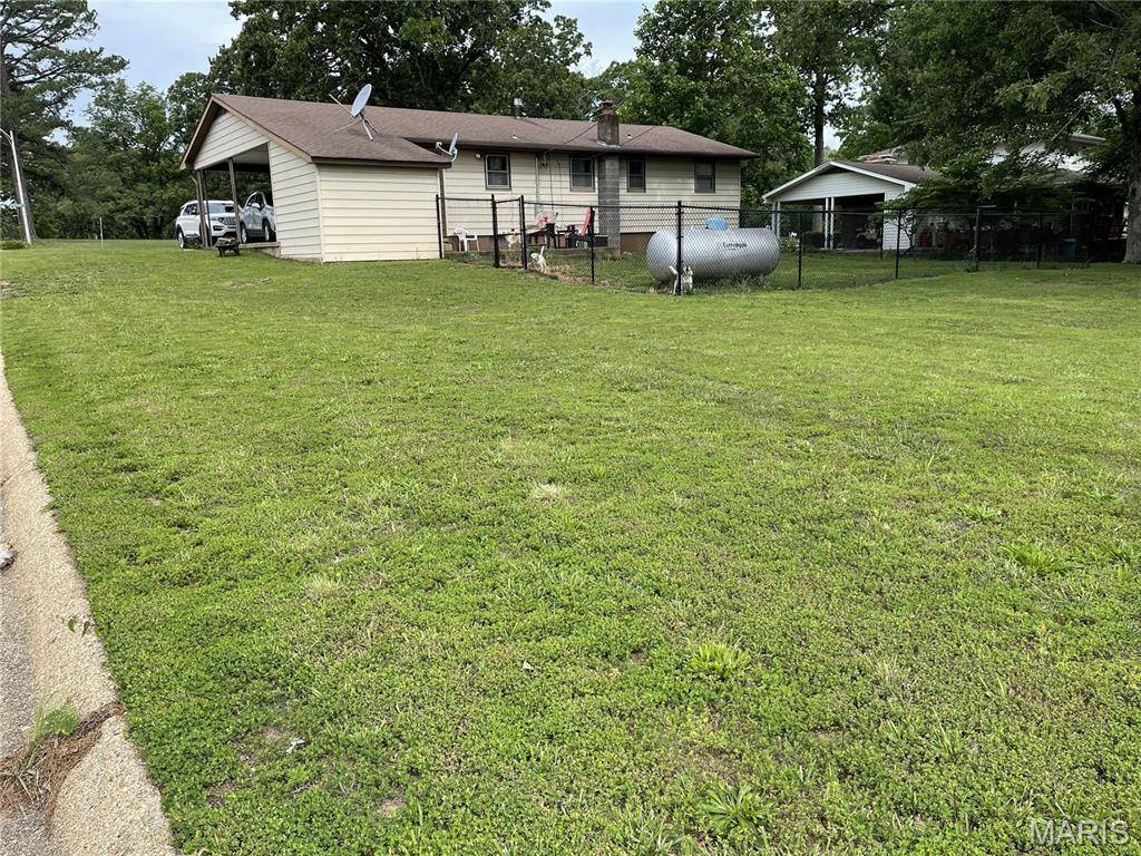 28 Crescent DR, Viburnum, MO 65566