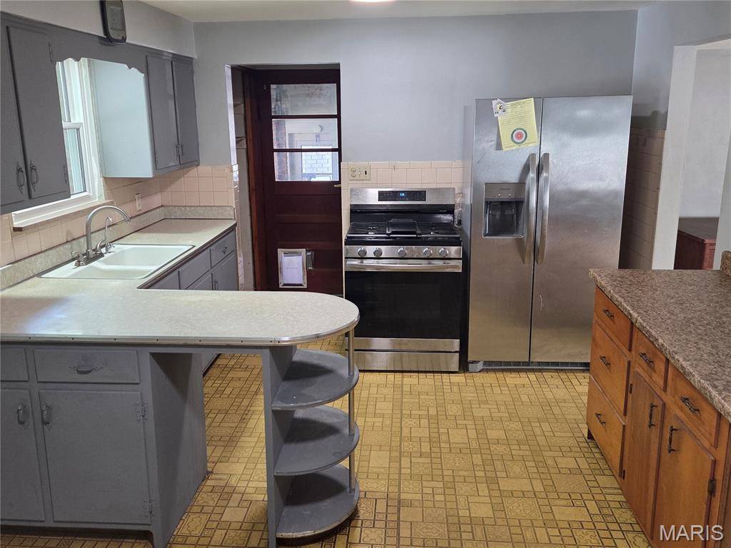 813 Otto ST, Cahokia, IL 62206