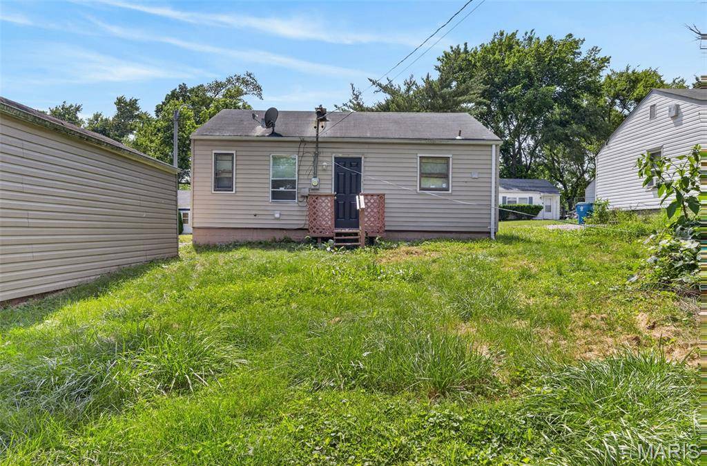 346 Mueller AVE, Ferguson, MO 63135