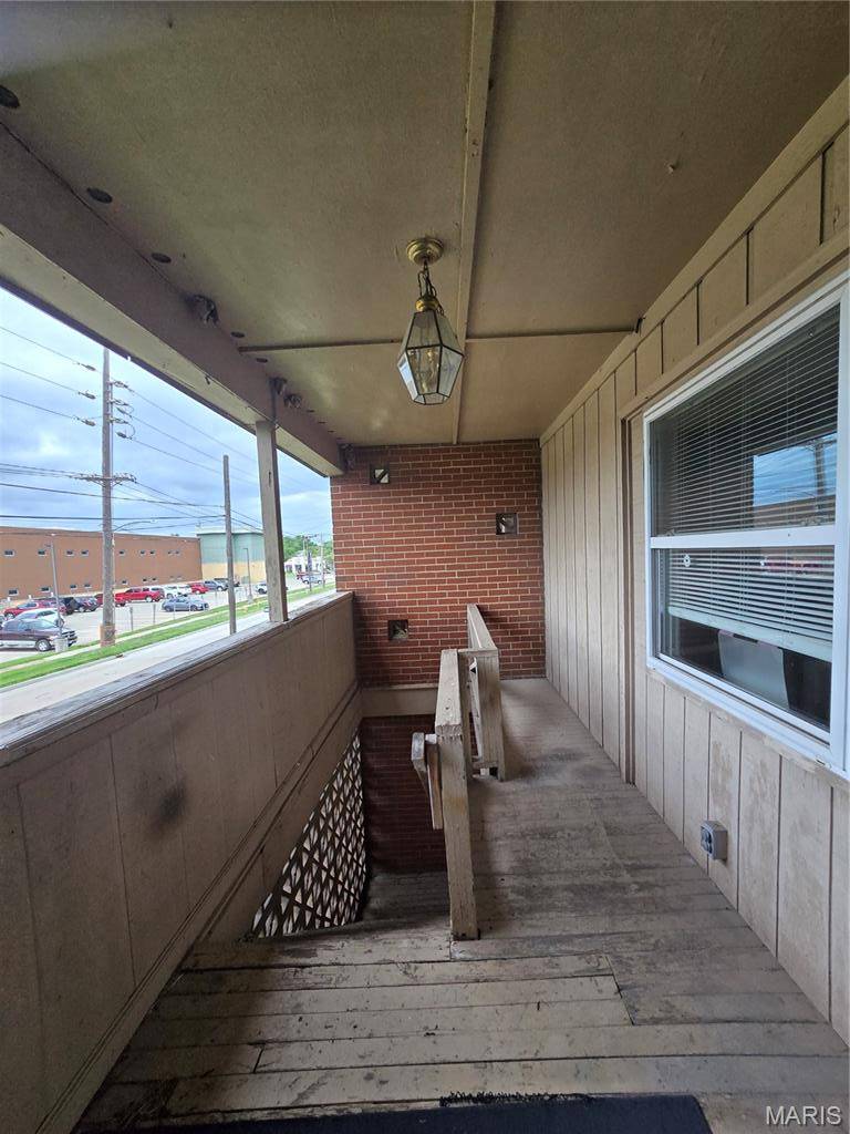 2200 Iowa ST, Granite City, IL 62040