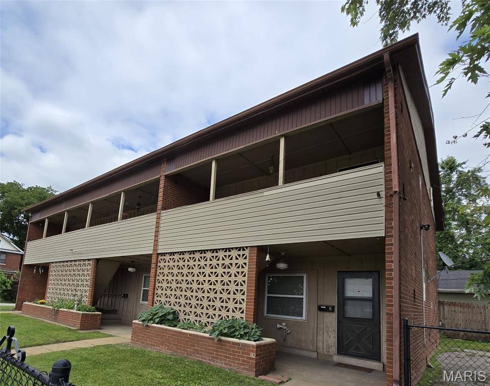 2200 Iowa ST, Granite City, IL 62040