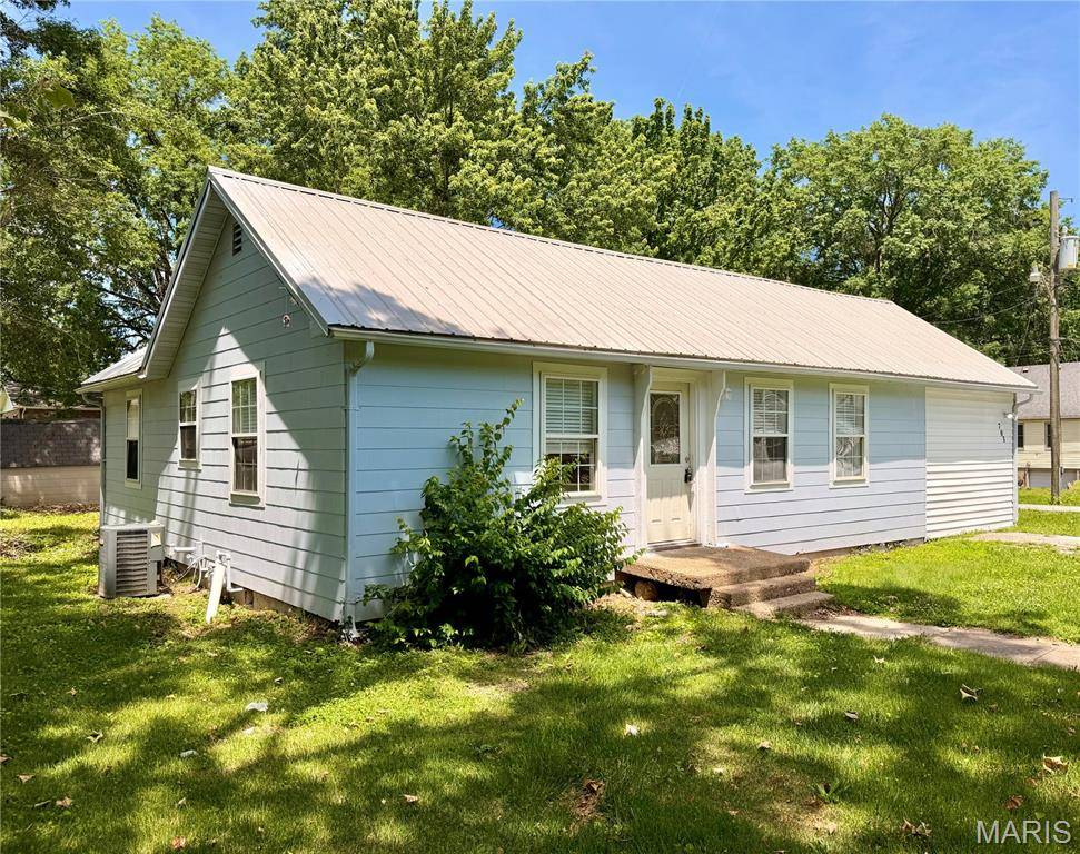 703 W 7th ST, Fulton, MO 65251