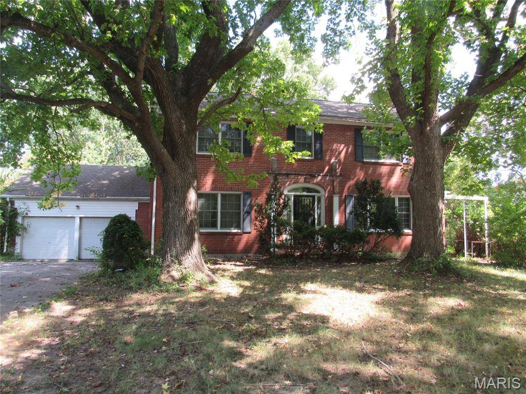 608 N 4th ST, Elsberry, MO 63343