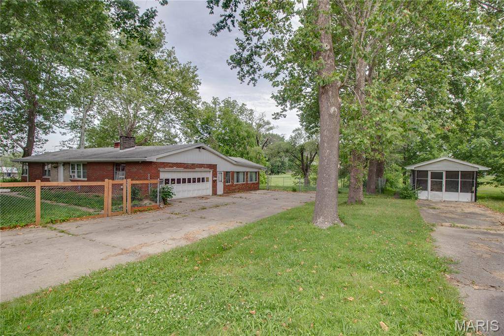 427 Ruth AVE, Cottage Hills, IL 62018
