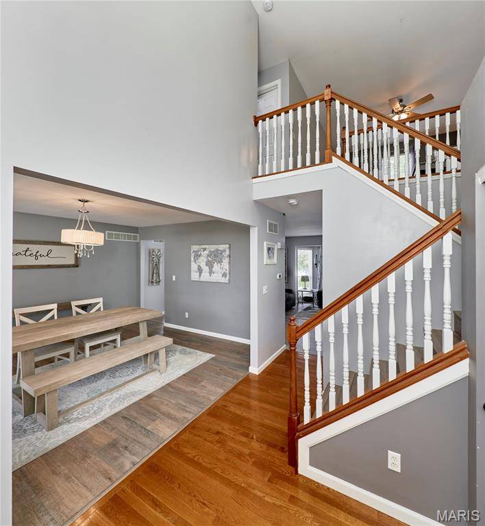 64 Old Chesapeake DR, Wentzville, MO 63385