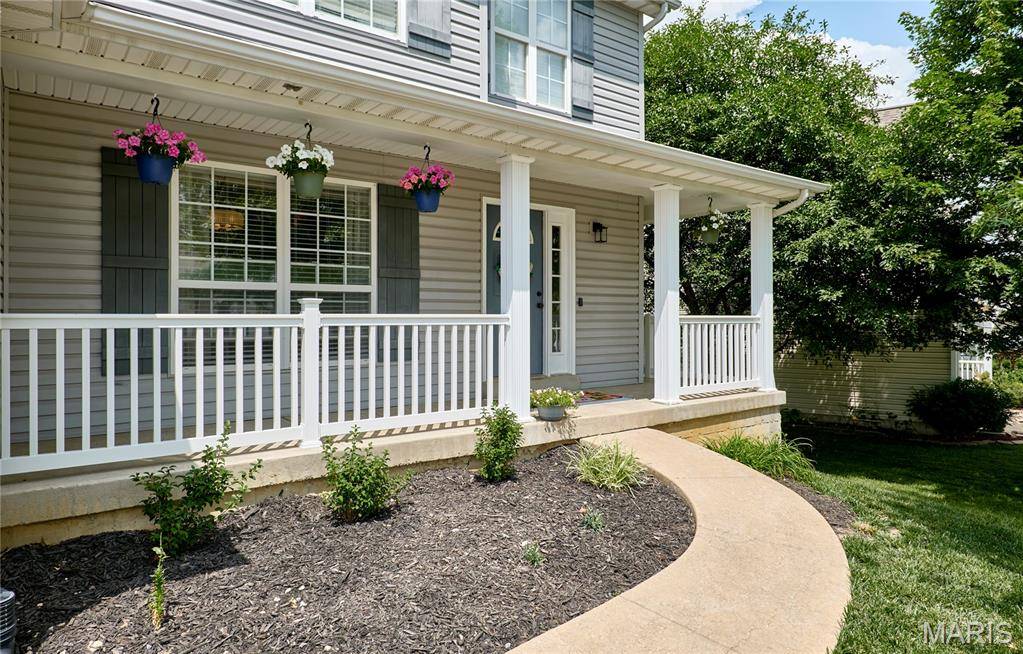 64 Old Chesapeake DR, Wentzville, MO 63385