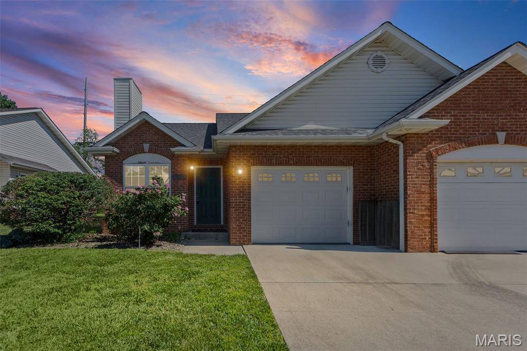 1516 English Pine, O'fallon, IL 62269