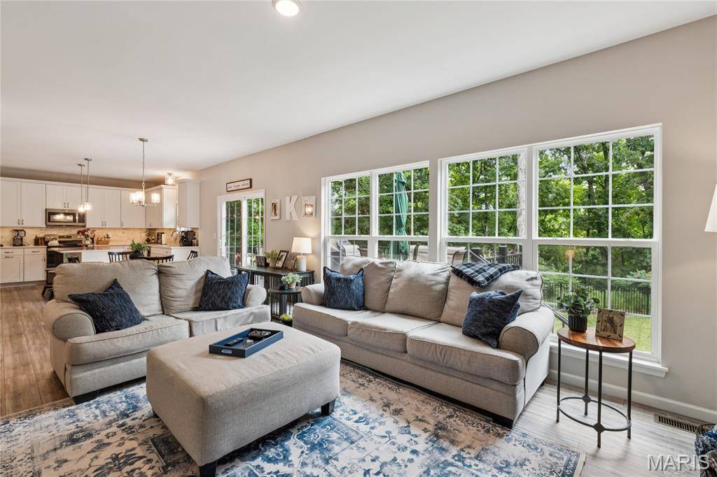721 Switchgrass DR, Wentzville, MO 63385