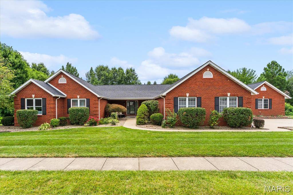 155 Tetherwood CT, O'fallon, IL 62269