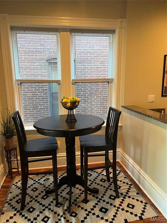 1806 Allen AVE, St Louis, MO 63104