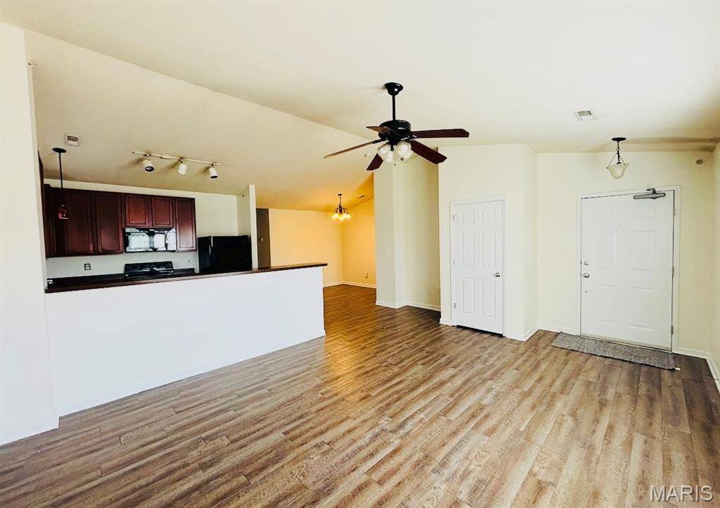 3824 Capri WAY, St Peters, MO 63304